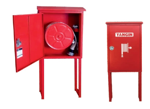 Tek Makaralı Ayaklı Çatılı Sahra Tipi Kuru Sistem Yangın Dolabı